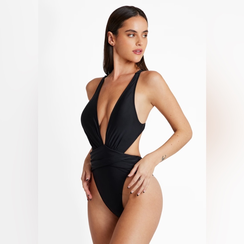 Cupshe Elegant Black one piece Swimsuit Sz M nwt, 02